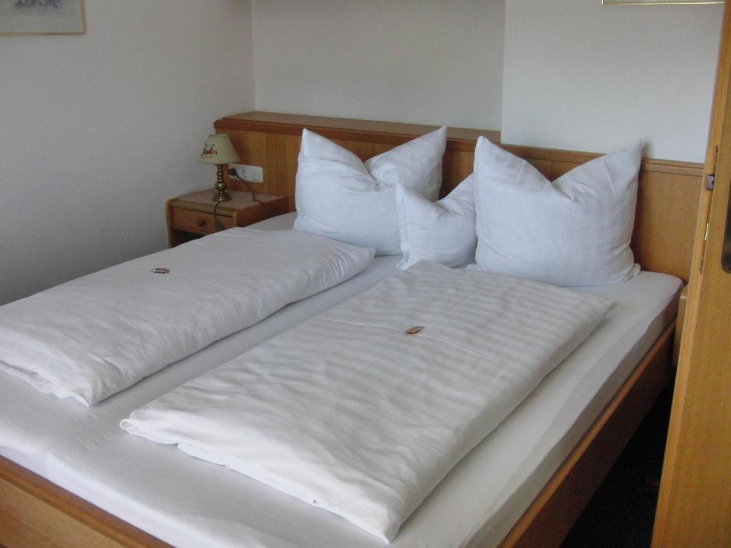 Hotel-Pension Heike Kitzbühel Habitación foto